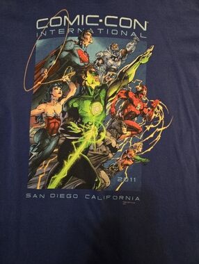 2011 Comic Con DC Comics - Justice League Graphic Tee - SDCC - Size Large